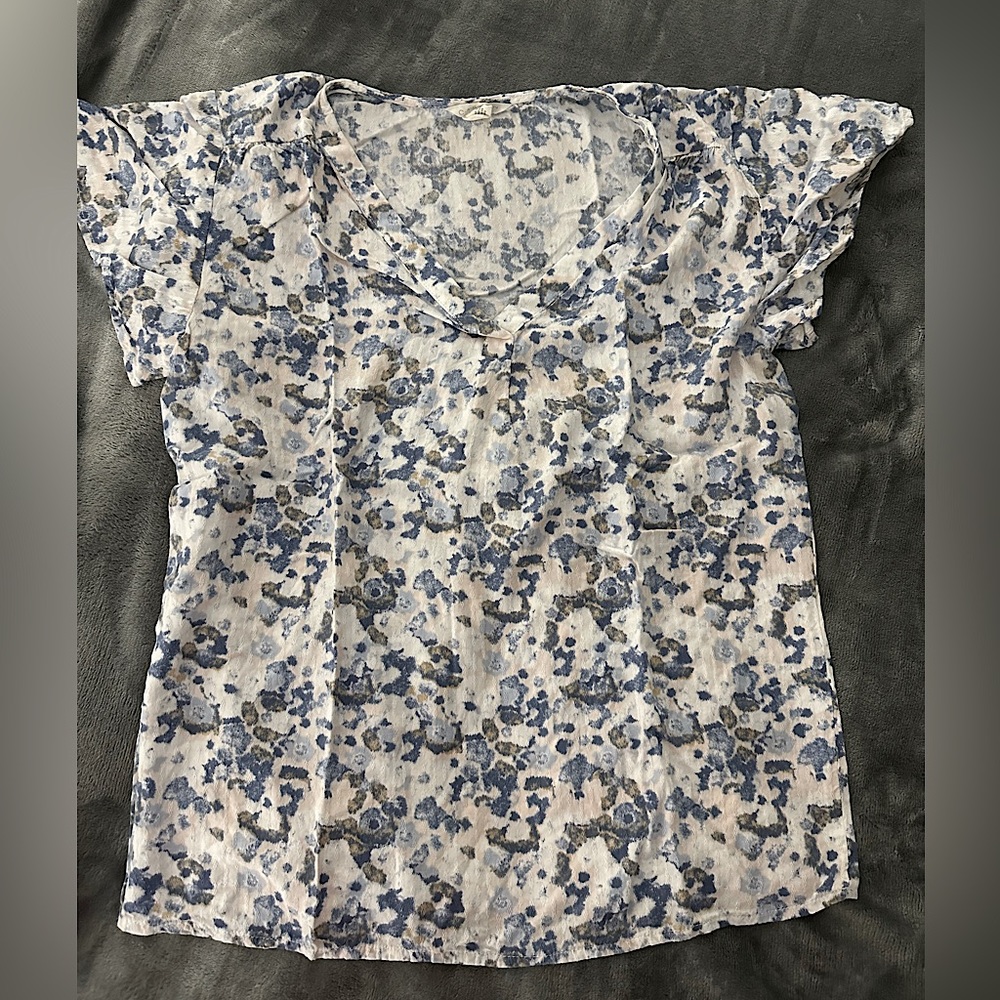 Caslon T-Shirt